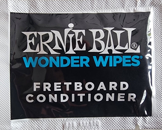 P04247 - WONDER WIPES FRETBOARD CONDITIONER