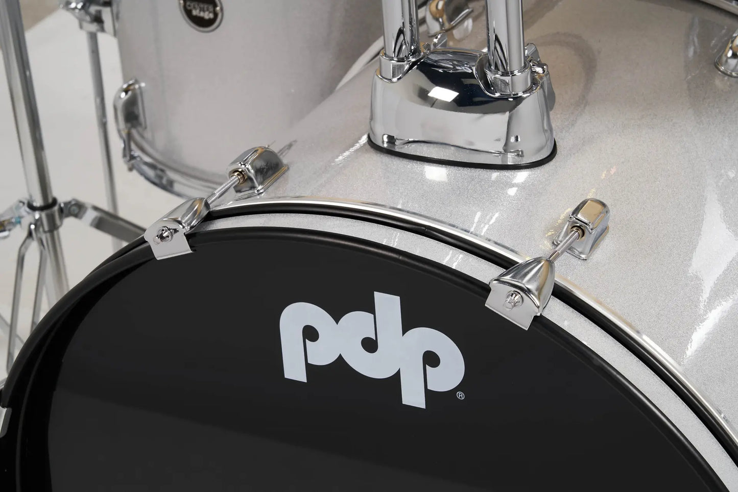 PDCE2215KTDW - PDP - CENTERstage Drum Set, 5pc, 22" (Diamond White Sparkle FinishPly)